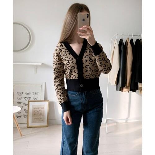 Autumn 2021 New Short Jacket Foreign V-neck Jacket Leopard Knit Cardigan Sweater