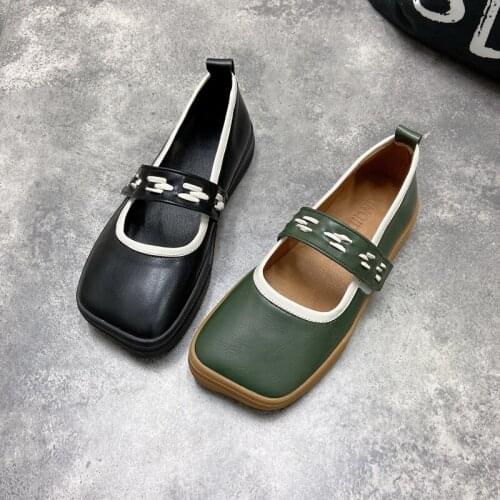Spring and Autumn Womens Small Leather Shoes French Retro Style Leather Square Toe Shallow Mouth Velcro Flats