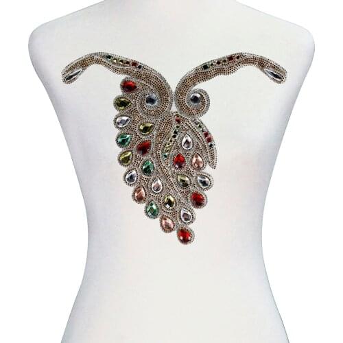 5pieces Colorful Peacock Feather Hotfix Motif Rhinestones Collar Diamond Crystal Patches Iron on Applique Clothes Decor T2713