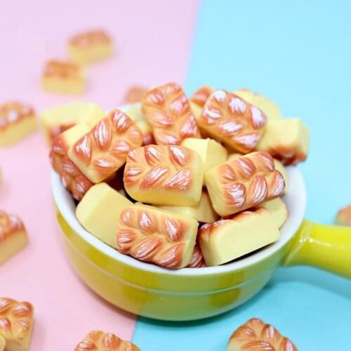 5 Pcs Mini Bread Cake for 1:12 doll house Miniature Doll House Play Kitchen Food Accessories Toy