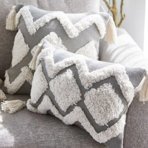 Modern Pillowcase Bohemian Decorative Pillowcase Sofa Bedroom Living Room Tufted Cushion Cover Tassel Pillowcase Waist Cushion