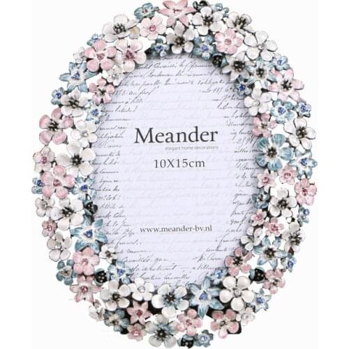 European-style idyllic enamel color metal wreath picture frame creative home decoration picture frame set the stage wedding