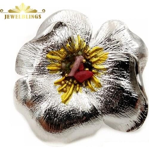 Fancy Designer Hammered Petal Enamel Pistil Silvertone Metallic Flower Brooch Pins for Women Party Coat Sweater Bag Hat Cloak