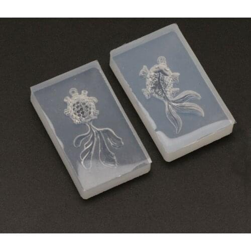2Pcs Lucky Goldfish Pendant Necklace Resin Mold Epoxy Resin Jewelry Making Tools