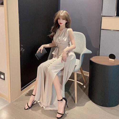 Women 2021 Summer Fashion Solid V-neck Jumpsuit Female Casual Sleeveless Wide-leg Jumpsuits High Waist Office Lady Rompers U190