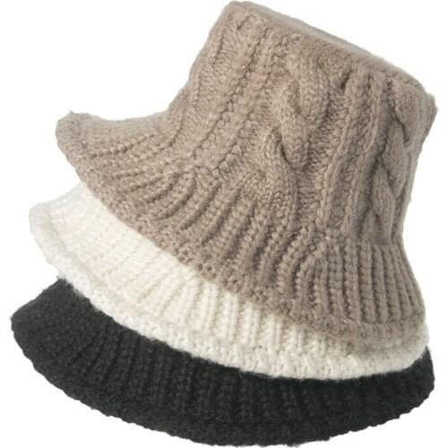 2020 Winter Fishing Caps New Fashion Black White Solid Winter Braid Knitted Bucket Hats Warm Caps For Women Ladies gorros