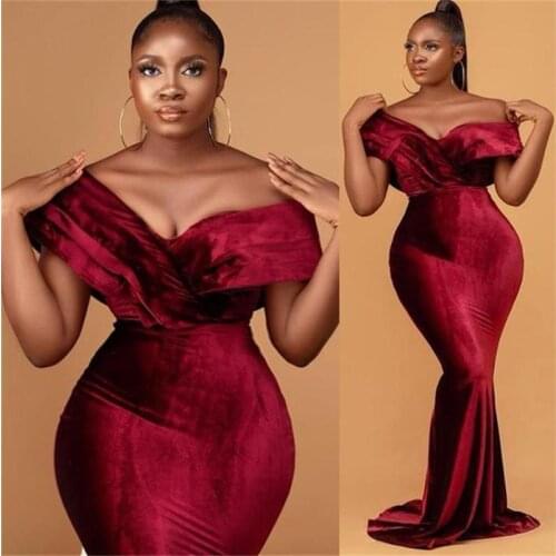 2021 Plus Size Arabic Aso Ebi Burgundy Mermaid Prom Dresses Deep V-neck Velvet Sexy Evening Formal Party Second Reception Gowns