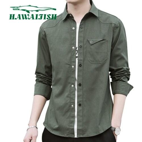 2021 Spring and autumn mens shirts plus velvet thickening warm base solid color slim shirt Korean casual cotton plus size shirt