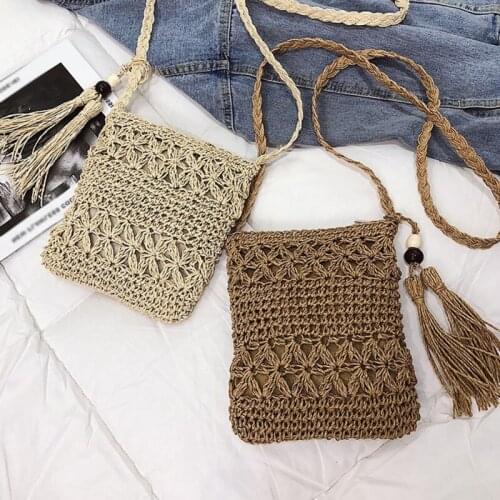 Women Woven Rattan Bag Straw Shoulder tassel Bag Solid Color Crossbody Bag Beach Casual Holiday Bag