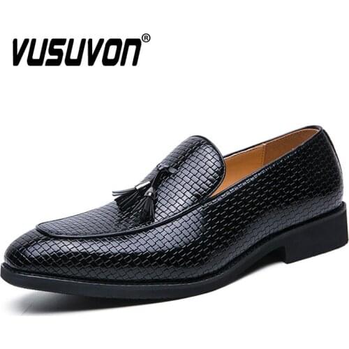 New Designer Men Shoes Breathable Leather Men Loafers Tassel Weave Mens Flats Red Brown Oxford Casual Shoes Chaussure Hombre