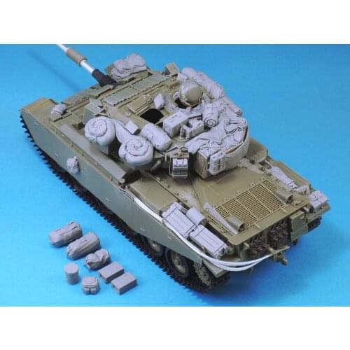 1/35 Scale Unpainted Resin Figure package for MBT collection figure