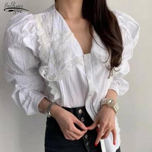 Autumn New 2021 Niche Retro French Bubble Long Sleeve Shirt Lace Collar Palace Style White Shirt Women Blouse and Shirts 16127