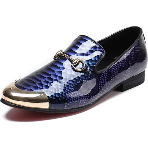 New Summer Fashion Mens Shoes Casual Personality Bright Leather Pointed Toe Classic Leather Retro Crocodile Pattern Mens Shoes