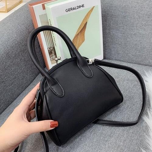 Womens bag 2021 new fashion PU leather fashion solid color shell portable fashion elegant shoulder simple messenger bag