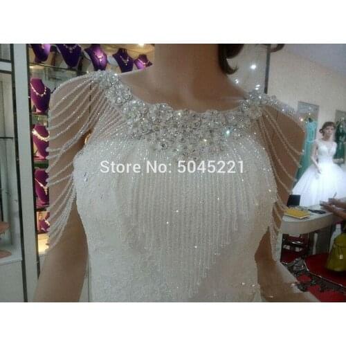 2020 In Stock Beading Bolero Capa Cheap Wedding Jacket 2019 Bridal Wedding Bolero For Women Bridal Cape Wedding Accessories