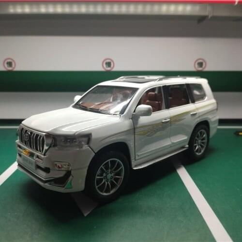 TAKARA TOMY 1:24 Model Car Boy Sound Light Toy Car with Acousto-optic Return Force Childrens Toy Gift Collection Prado