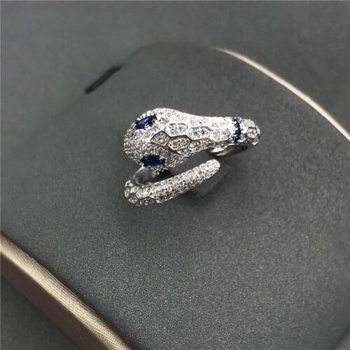 New Hot Sale Snake Rings Silver Color Green Zirconia Lucky Rings For Women Jewelry Fashion Anillos Mujer Zk30