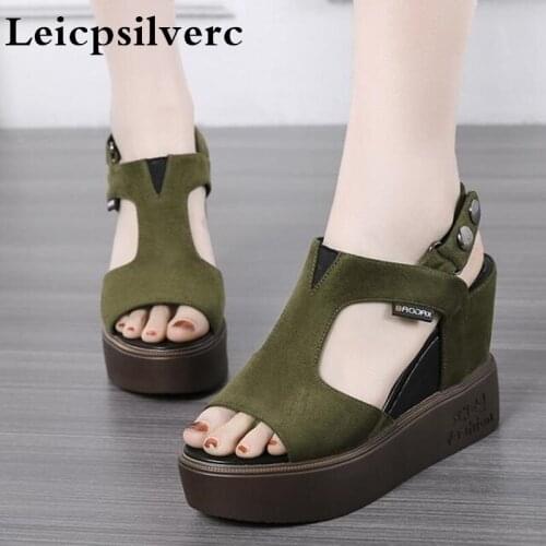 Summer new fashions high bottomed girls waterproof tables casual and comfortable women sandals