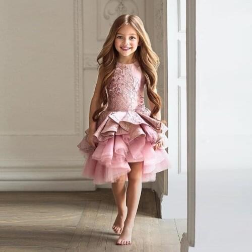 Flower Girls Dresses For Weddings Pink Lace Ruffles O-neck Ball Gown Sleeveless Knee Length First Communion Pageant Gowns R