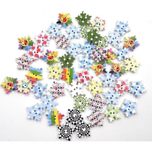 100Pcs Cute Snowflake Shape Wooden Buttons Clothes Sewing Scrapbook Decoration