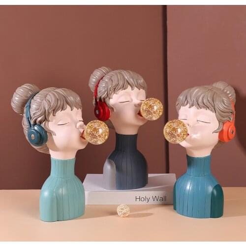Girl Ornaments Crafts Cabinet Desktop Figurines Modern Home Decor Crystal Bubble Gum Girl Statue Resin Sculpture Sideboard Music