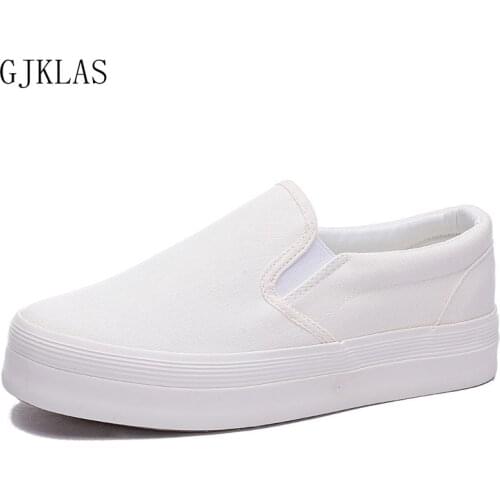 Slip on Canvas Shoes for Women Platform Sneakers Loafers White Vulcanize Shoes Woman Flats Casual Womens Shoes Chunky Sneakers