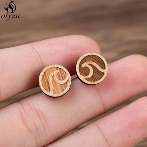 Oly2u Vintage Bohemia Womens Earrings Minimalist Wooden Wave Stud Earrings for Girls Statement Ear Studs pendientes mujer