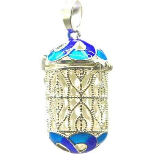 Vintage Brass Epoxy Blue Palace Style Pattern Hollow Openable Square Pendant Jewelry Birthday Gift