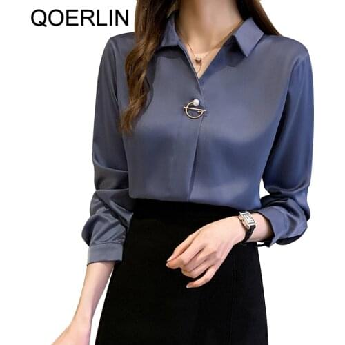 Autumn New Korean V-neck Commuter Slim Long Sleeve Shirt Women Plus Size Pearl Beading Lantern Sleeve Blouse Female White Shirts