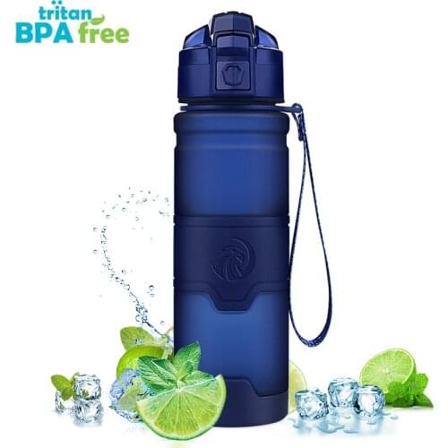 Zorri Christmas gift Sports Water Bottle Portable Plastic Spray Bottle Leakproof Travel Camping Watter Bottle With Brush