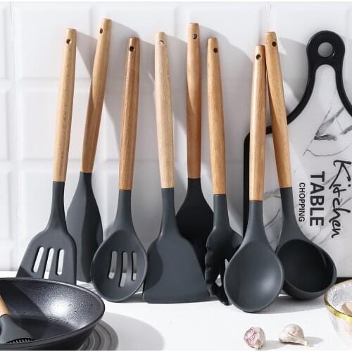 Silicone Kitchenware with Wooden Handle Non-stick Pan Silicone Spatula Scraper Kitchen Tool Silicone Cooking Cookware