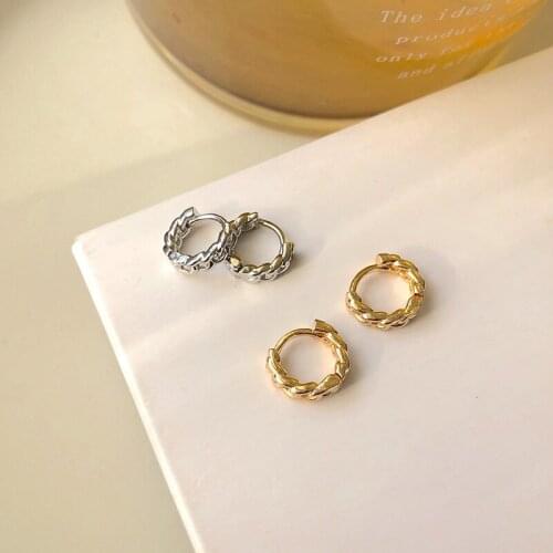 925 Sterling Silver Hot Sale Korean Twisted Earrings Simple Temperament Exquisite Hot Semale Sexy Jewelry Gift
