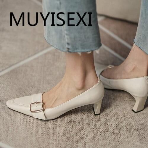 Lady genuine leather office fashion daily wear small square toe slip on metal decorations 6cm high heel cozy pump MUC09 MUYISEXI