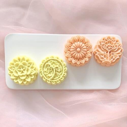 Flower Shape Moon Cake Mould Hand Pressure Cookies Cutter Exquisite Blossom Pastry Tool Moon Cake Maker Bath Bombs Press