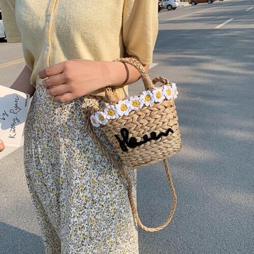 Womens Small Chrysanthemum Grass Bucket Bag Summermessenger Bag Ladies Travel Wallet and Handbag Women Shoulder Messenger Bag