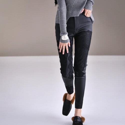 MICOCO K8850 Korean version of black collage lace stretch slender body on the outside with fleece pants