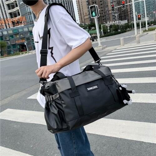 Fashion Travel Bag Waterproof Handbag Outdoor Sports Shoulder Bags For Men And Women 2021