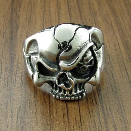 Free Shipping Punk 316L Stainless Steel Silver Color Black Biker Dragon Claw Skull For Man Motorcycle Chain Ring Jewelry