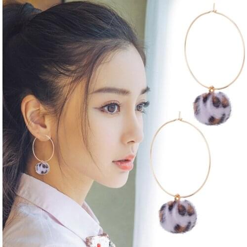 TDQUEEN Gold Hoop Earrings For Women Leopard Plush Beads Pendants Pompom Ear Jewelry Korean Style Big Circle Round Earring Femme