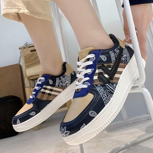 New Women Designer Casual Shoes Fashion Patchwork Retro Outdoor Flat Girls Sneakers Female Zapatos De Mujer Tenis Feminino