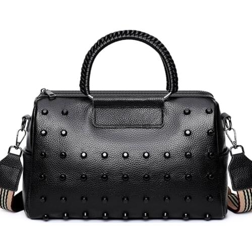 100% Genuine Leather Handbags Luxury Womens bag Designer Cowhide Female Shoulder Bags High Capacity Rivet Ladies Messenger Bag