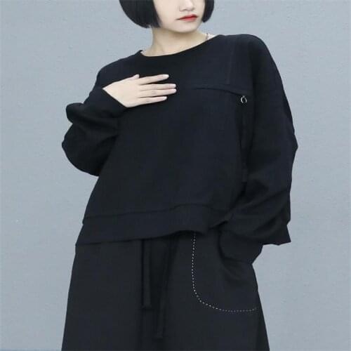 2021 spring and autumn new long sleeve sweater womens round neck loose thin T-shirt chic small top dark Department