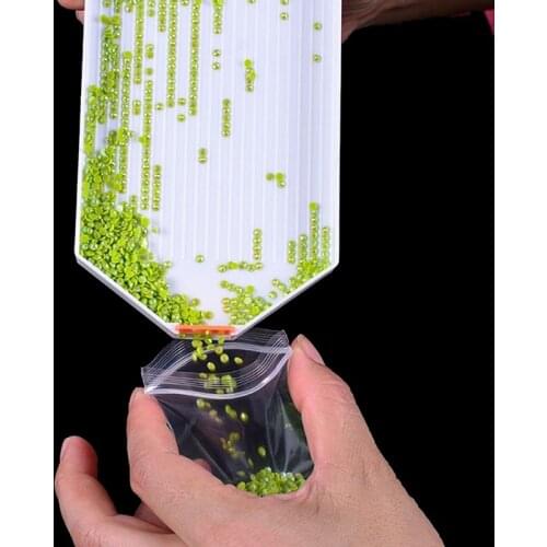 Diamond Painting Tool Embroidery Accessories Large Capacity Plastic Tray