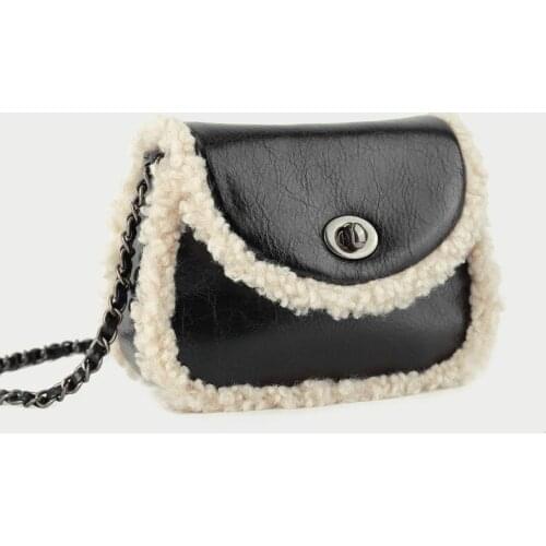 New lamb hair messenger bag female ins fashion chain plush small bag plush semicircular saddle