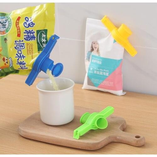 Zhang Ji Reuseable Bag Clip Snack Fresh Food Storage Sealing Kitchen Mini Vacuum Sealer Food Clip With A Cap Type Spray Nozzle