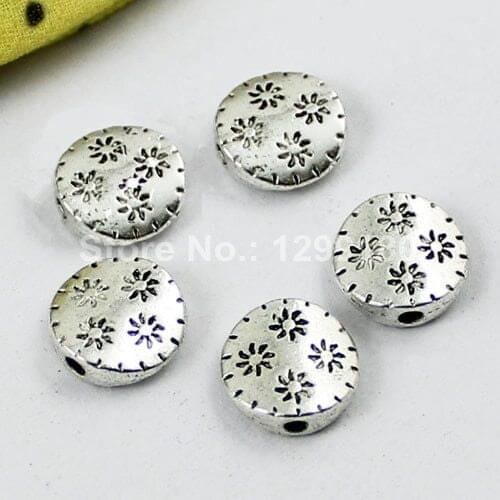 30pcs/lot Metal Zinc Alloy Silver Tone Oval With Flower Beads For Necklace DIY Jewelry Making Accessories 10mm Hole:2mm (K01888)
