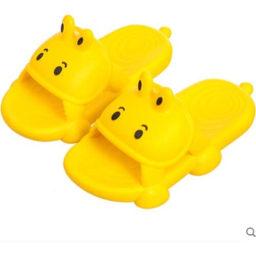 Children and Adult Lovely Cartoon Slippers Outdoor Beach Shoes For Summer Soft Anti-slippy Slides шлёпанцы Unisex PVC Toddler