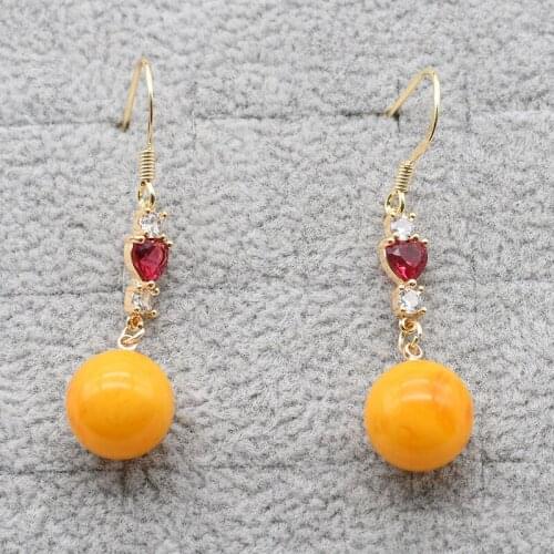 Ladys new earrings, round beeswax and heart crystal pendant, elegant