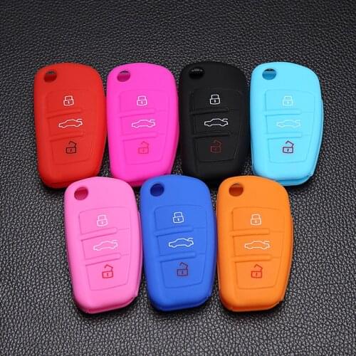 Silicone car key cover for the Audi A1 A2 A3 A4 A5 A6 A7 TT Q3 Q5 Q7 R8 S6 S7 S8 SQ5 RS5 folding remote control dust collector