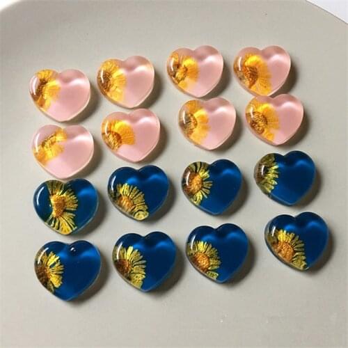 2020 New style color dried flowers core geometry hearts shape resin beads without holes diy jewelry earring/garment accessory